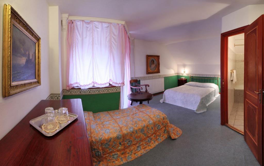 Nr 100 Szentendre Hotel Panzio Szolgaltatasok Luaran gambar